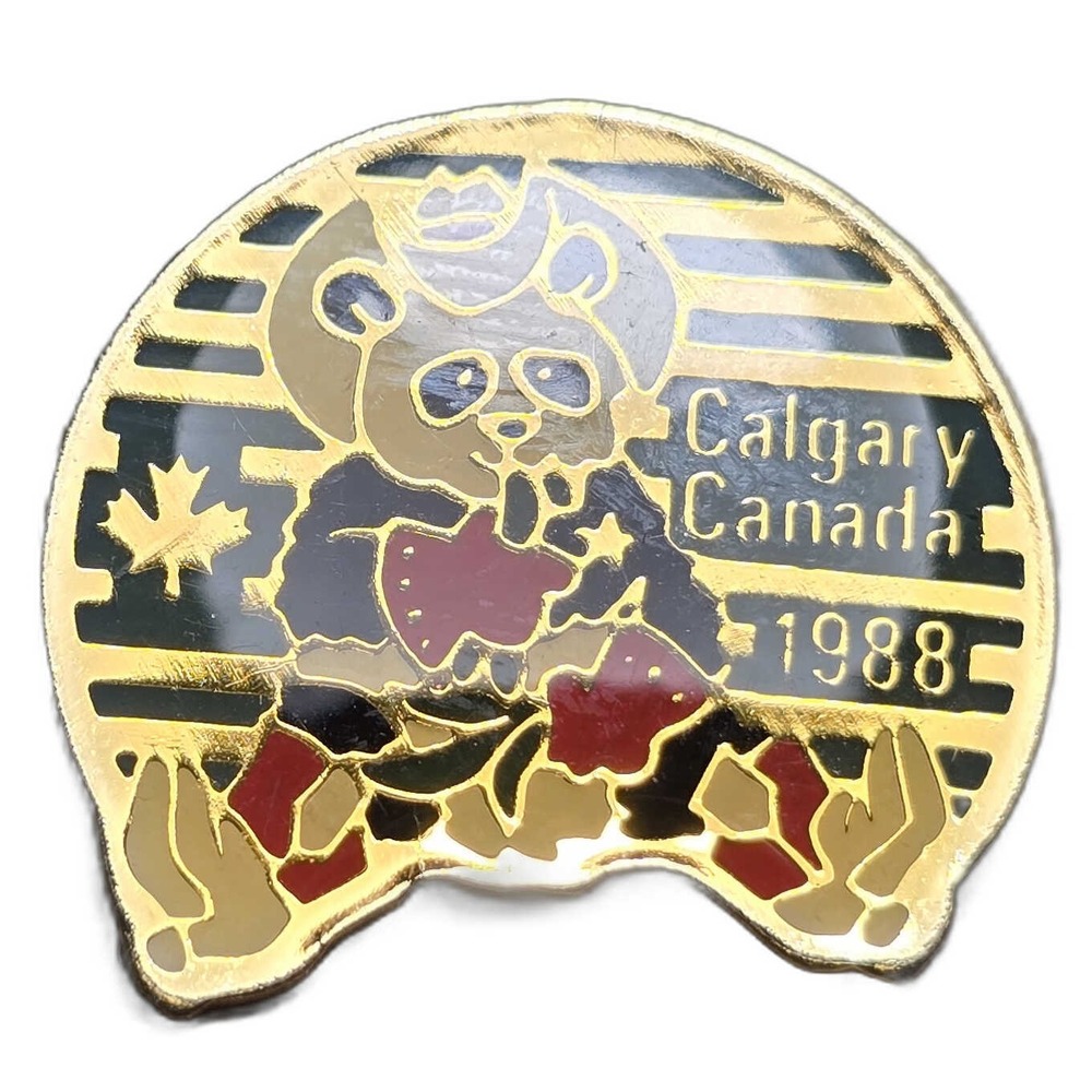 1988 Calgary Olympics Panda Bear with Cowboy Hat Lapel Vest Hat Pin D1